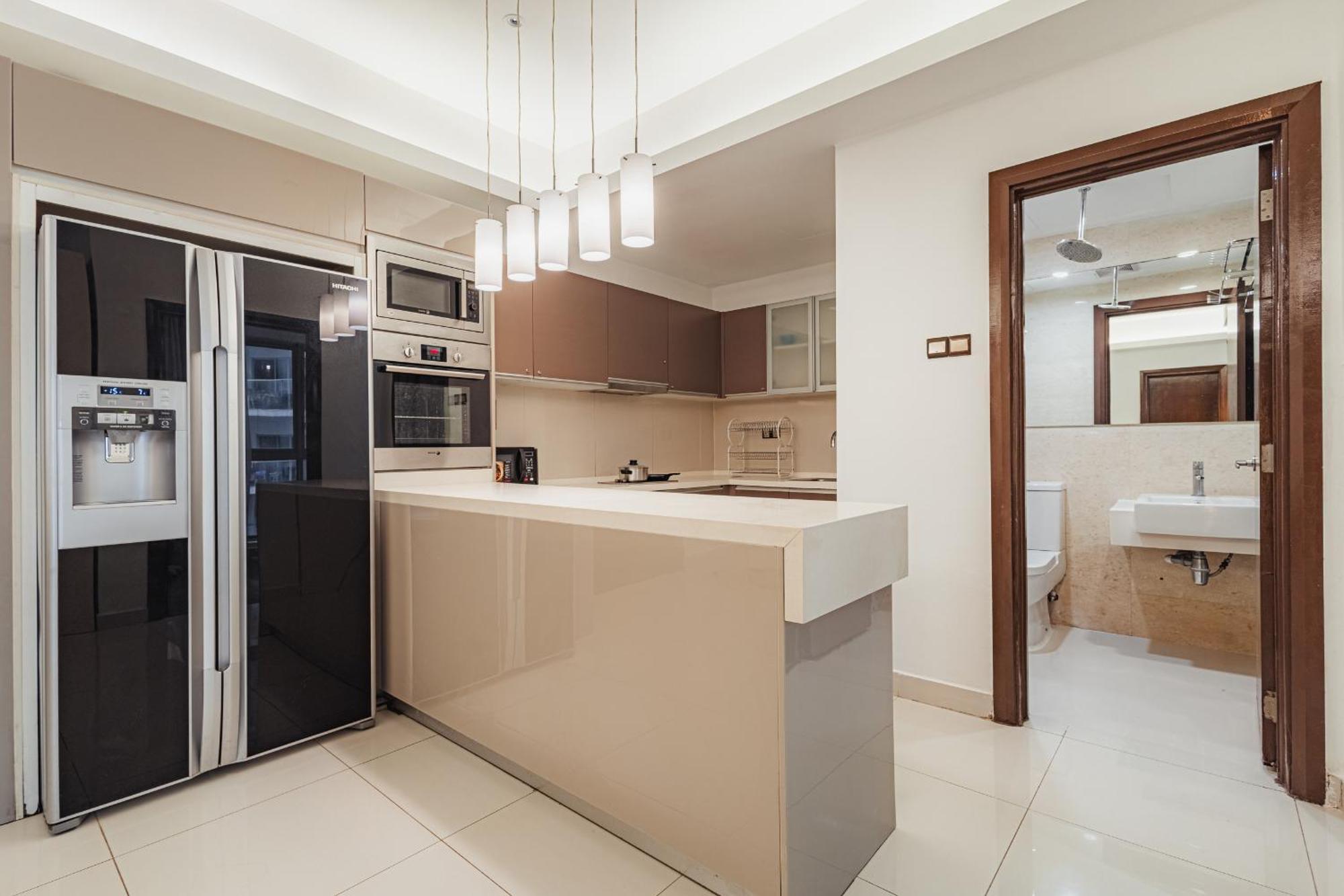 Suites & Residences @ Regalia By Plc Куала-Лумпур Экстерьер фото